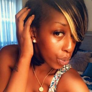 Meet your Posher, Angelica